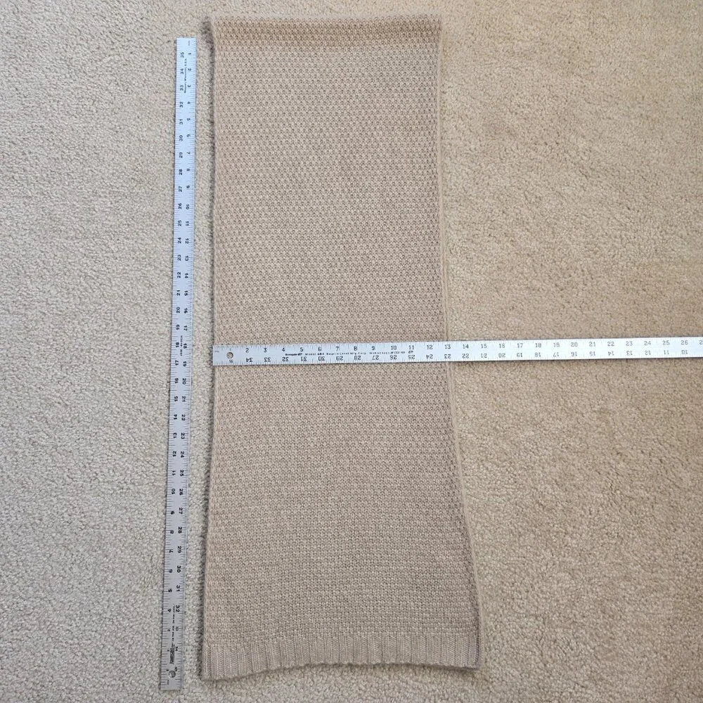 NWOT C By Bloomingdales Cashmere Scarf